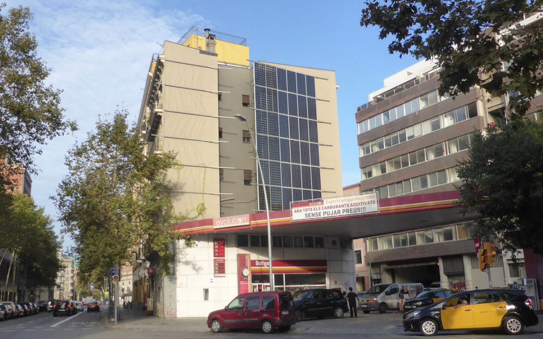 Adequació de paret mitgera al C/Pere IV